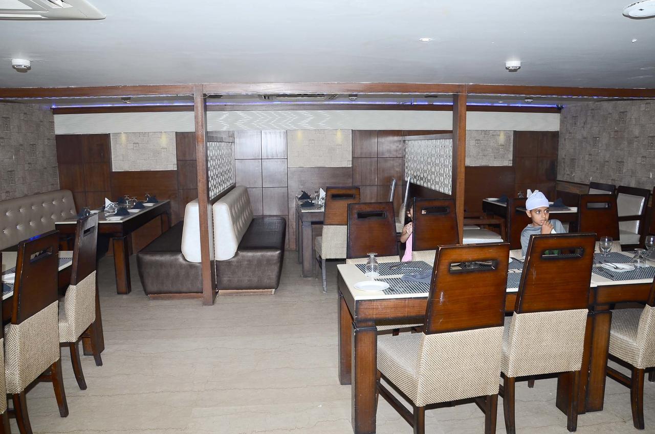 Hotel Opulence Pathānkot المظهر الخارجي الصورة