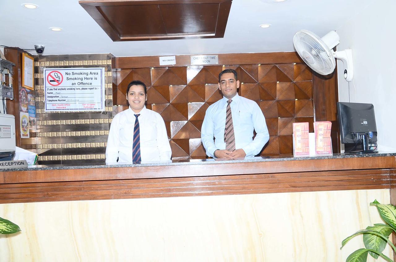 Hotel Opulence Pathānkot المظهر الخارجي الصورة